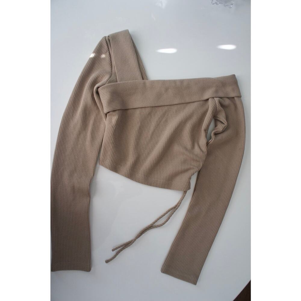 SABO Ribbed Long-Sleeve Wrap Crop Top – Size S